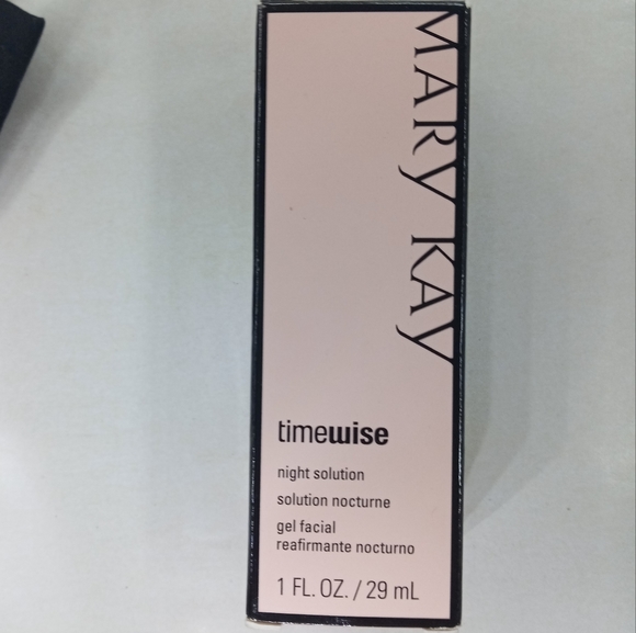 Mary Kay Night Solution NEW - Picture 8 of 8